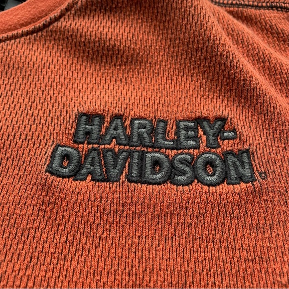 Harley Davidson Sweater Crewneck Embroidered Logo Orange GD on Back Size Medium - Picture 6 of 9